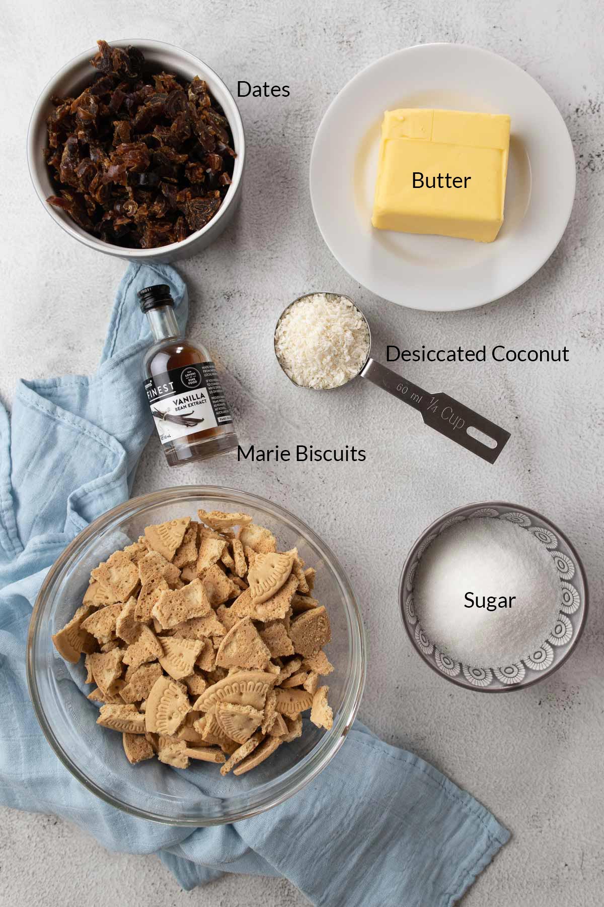 No-Bake Date Slice (Dadelvingers) - Salty Ginger