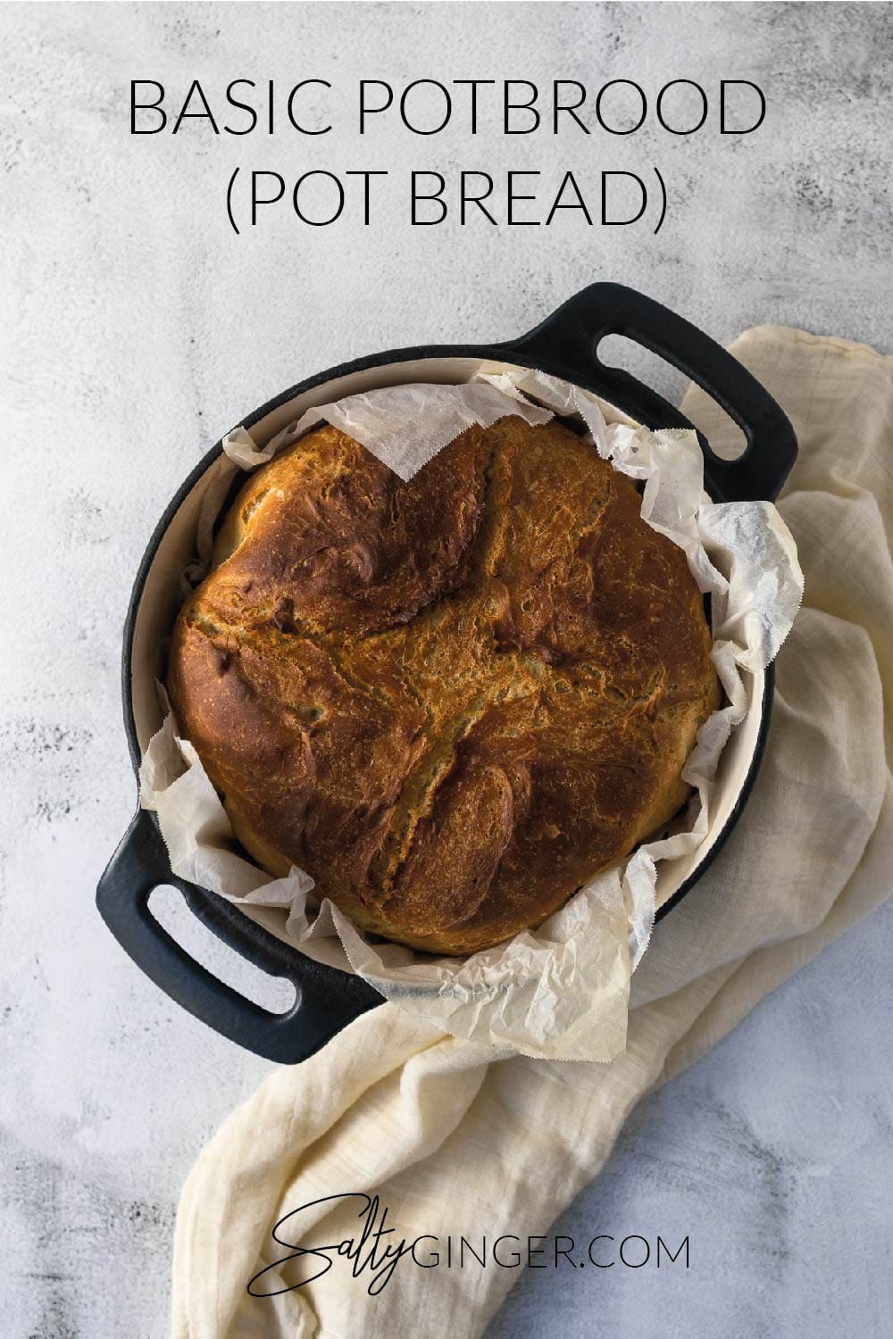Baked potbrood in a cast-iron pot.