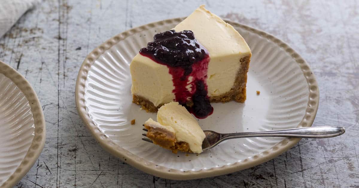 Slice of no bake cheesecake on a plate.